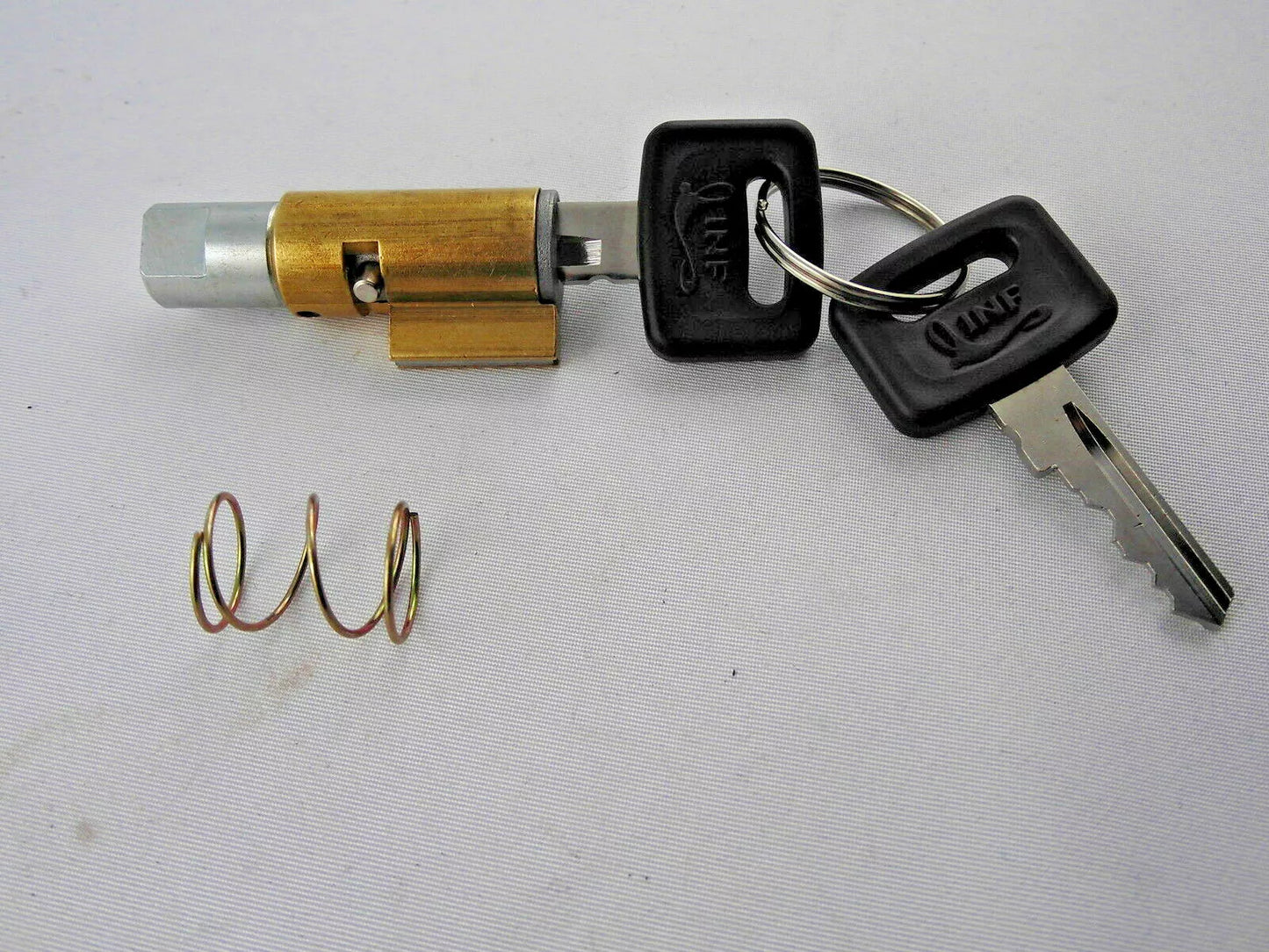 Lenkschloss NEIMAN® GKS Style – kurz & flach – INF – Steering Lock – für Motorräder & Oldtimer