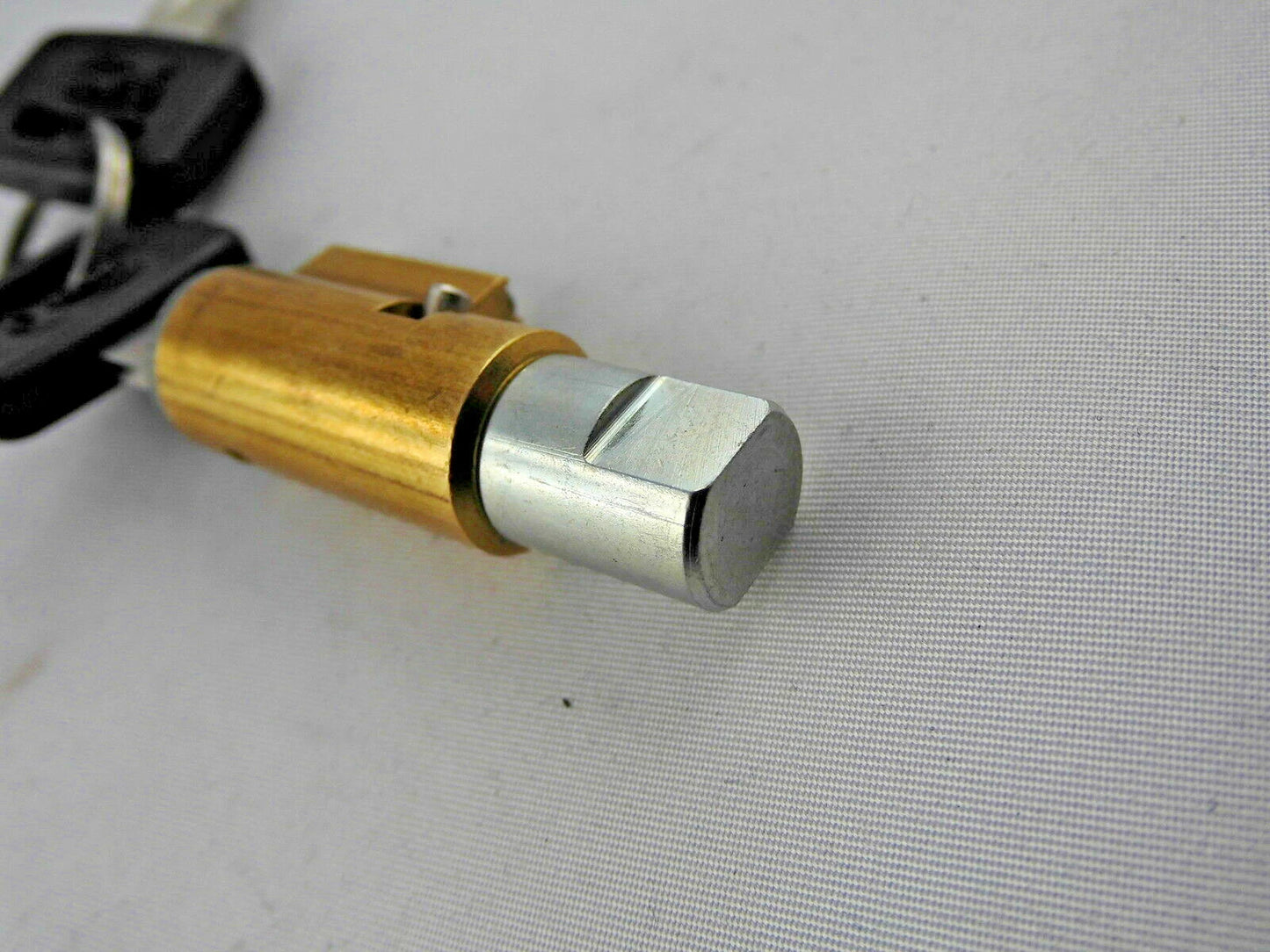 Lenkschloss NEIMAN® GKS Style – kurz & flach – INF – Steering Lock – für Motorräder & Oldtimer