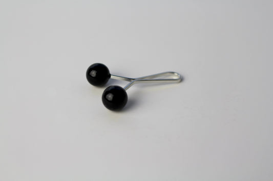 Elegant Pearl Black Hijab Clip No.2