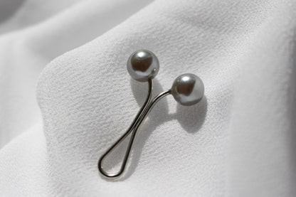 Elegant Pearl Grey Hijab Clip
