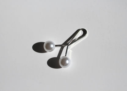 Elegant Clean White Hijab Clip No.2